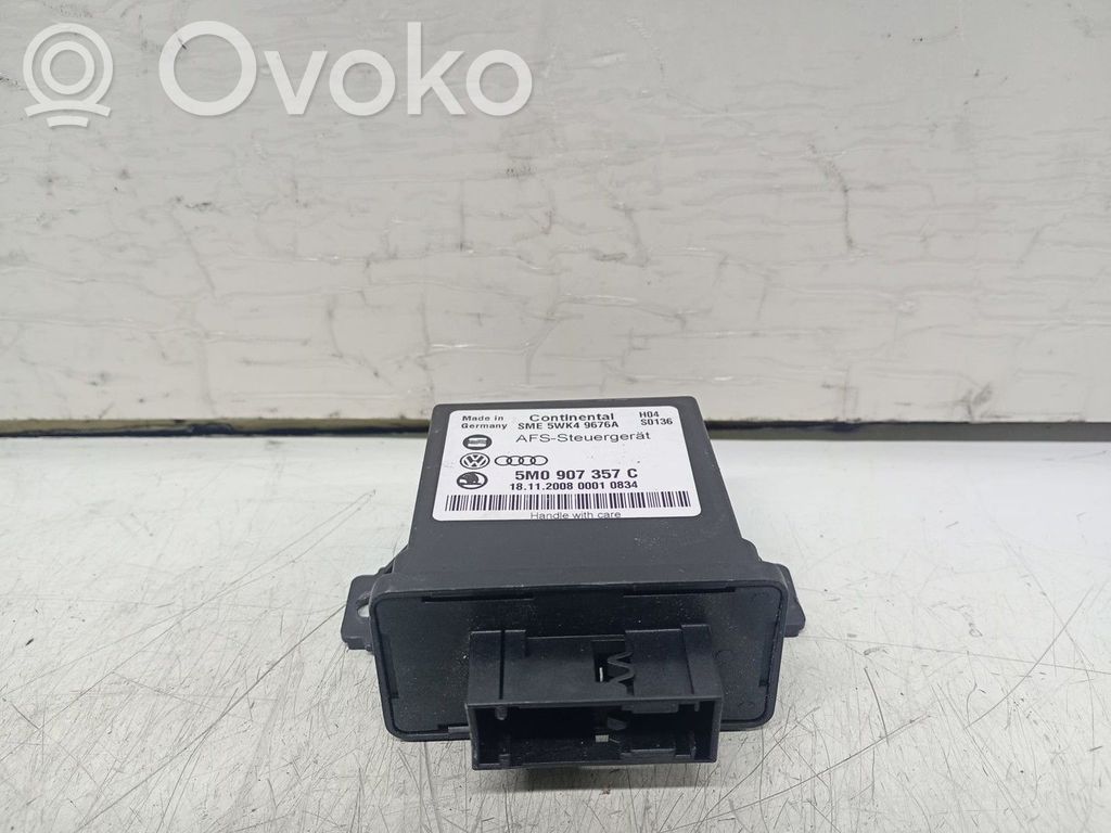Module d'éclairage LCM   5M0907357C