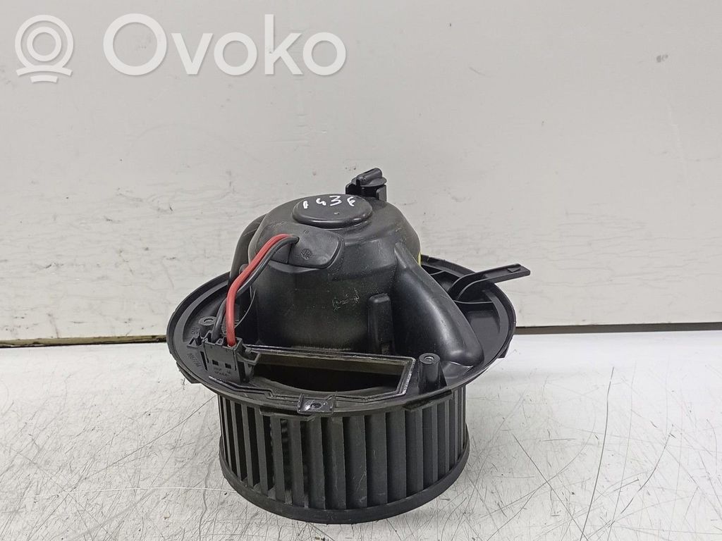 Skoda Octavia Mk2 (1Z) Motor aerotermă/rezistor ventilator