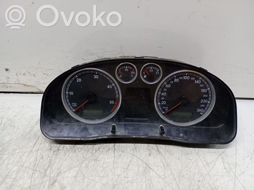 Volkswagen PASSAT B5.5 Altre parti del cruscotto 