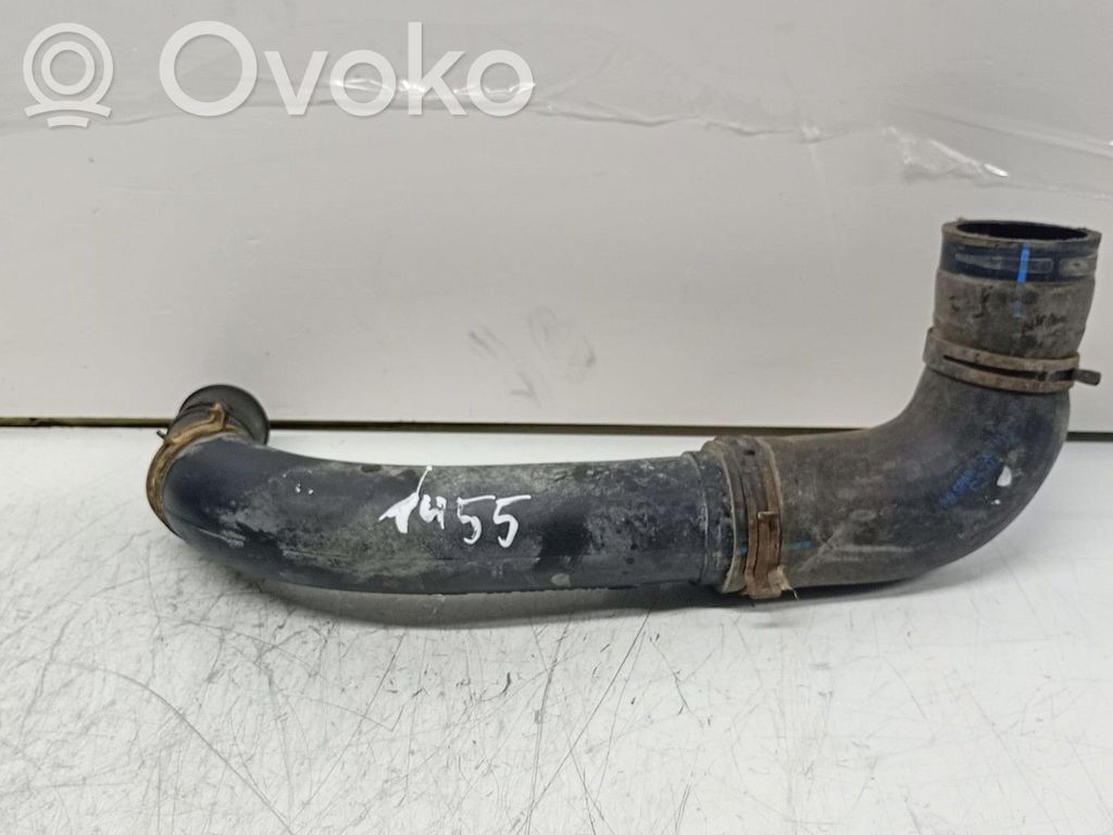 Volkswagen PASSAT B6 Furtun/conductă intercooler 
