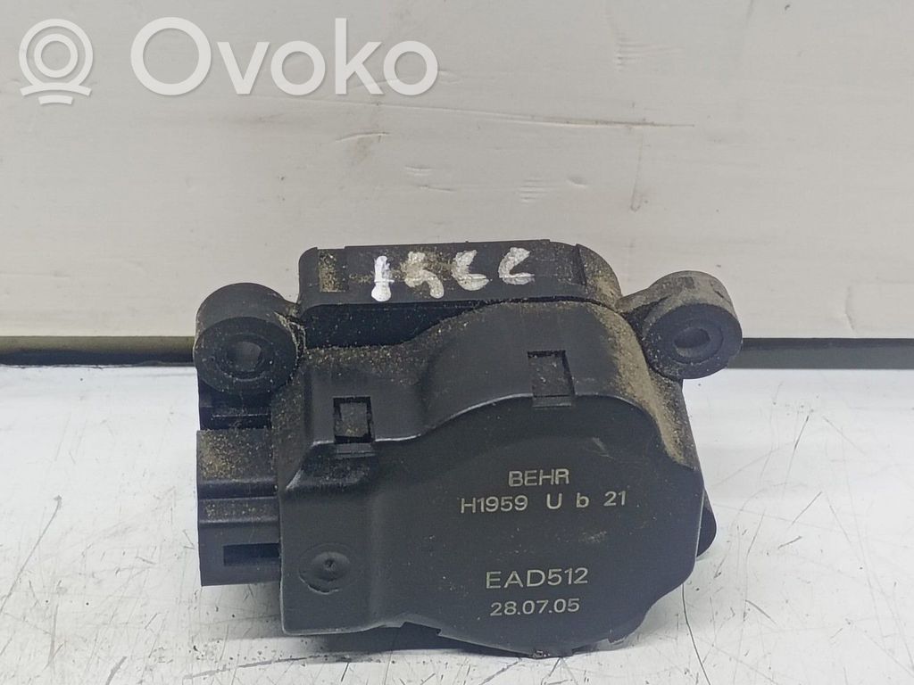 Citroen C4 I Ilmastointilaitteen läpän käyttölaite/moottori (A/C) 