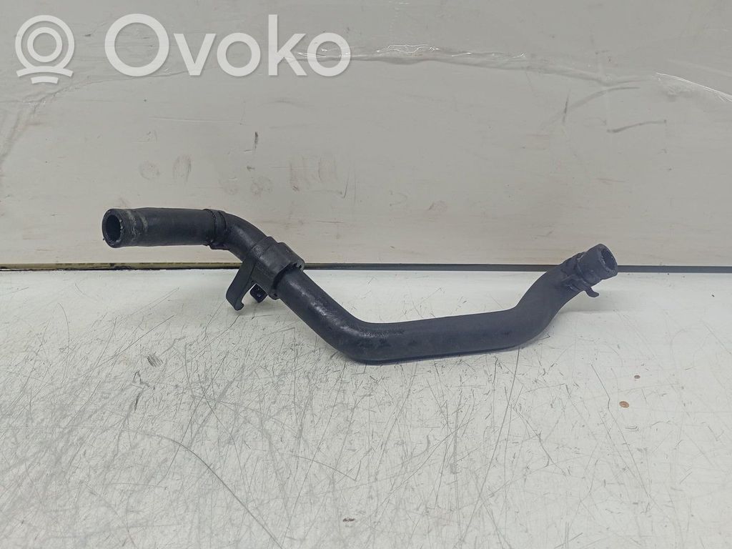 Volkswagen PASSAT B6 Engine coolant pipe/hose 