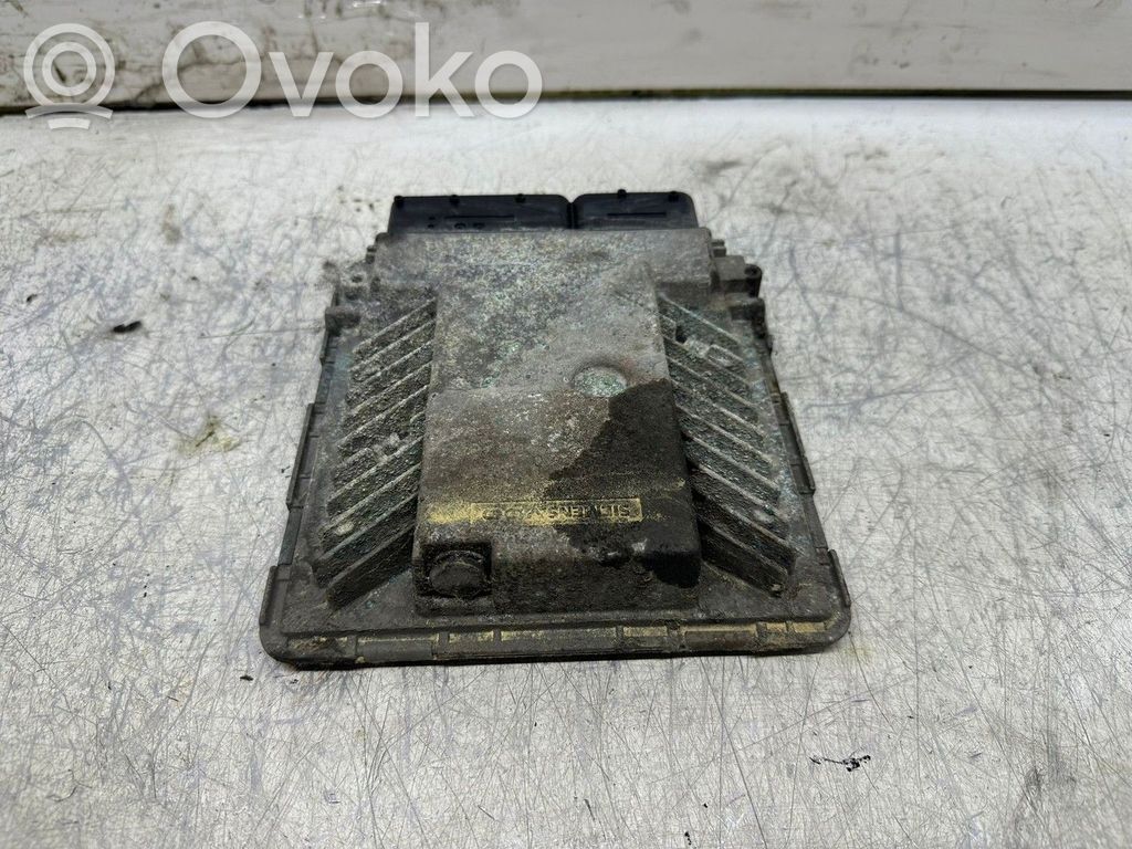 Volkswagen PASSAT B6 Unitate control motor/modul ECU 