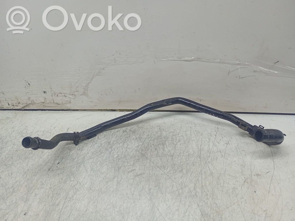 Volkswagen Golf VI Tubo flessibile del liquido di raffreddamento del motore 