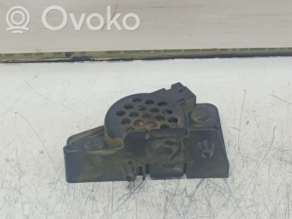 Volkswagen Golf VI Difuzor senzor parcare PDC 