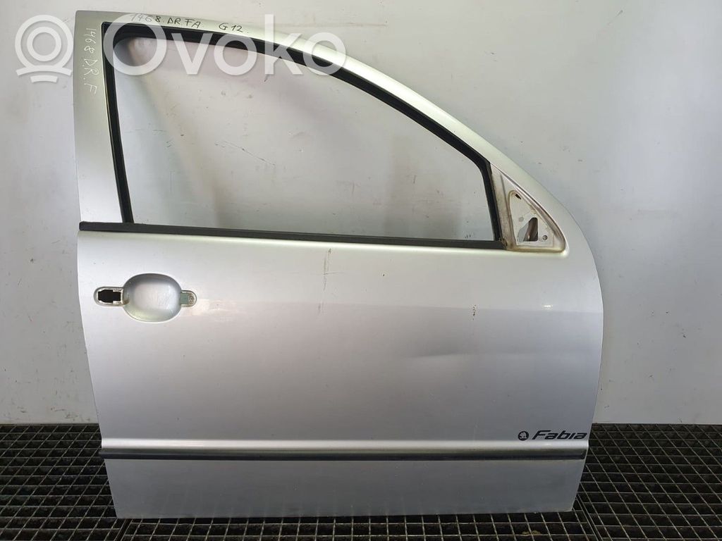 Skoda Fabia Mk1 (6Y) Porte avant