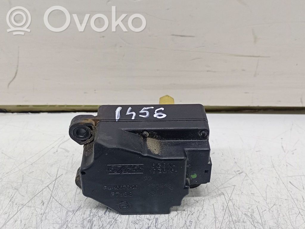 Volvo S80 Ilmastointilaitteen läpän käyttölaite/moottori (A/C) 