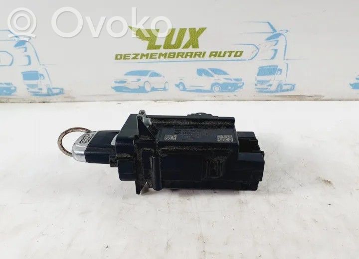 Audi A4 S4 B8 8K Przekaźnik blokady zapłonu 