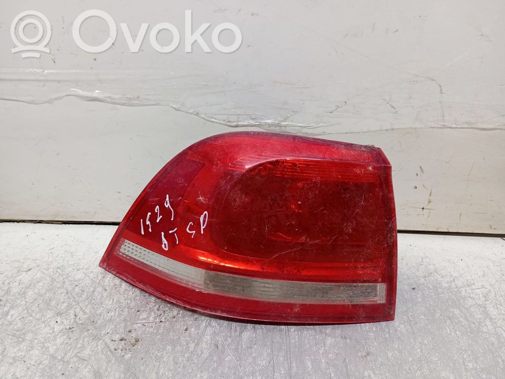 Volkswagen Touareg II Lampă spate în caroserie 