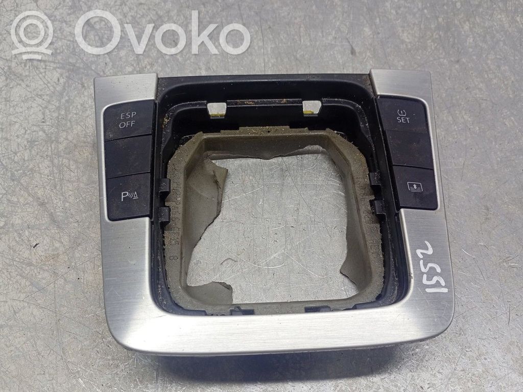 Volkswagen PASSAT CC Garniture de panneau console centrale 