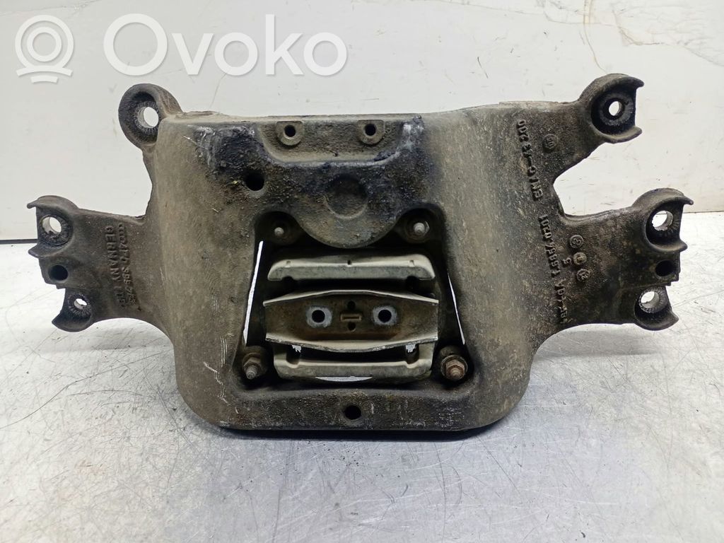 Audi A6 S6 C6 4F Engine mounting bracket 
