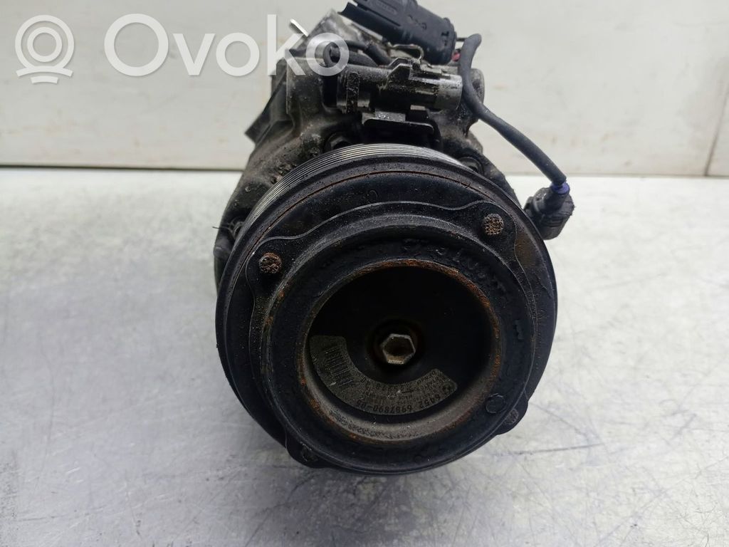 BMW 5 F10 F11 Compressore aria condizionata (A/C) (pompa)