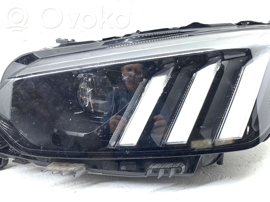 Peugeot 208 I Priekinis žibintas 