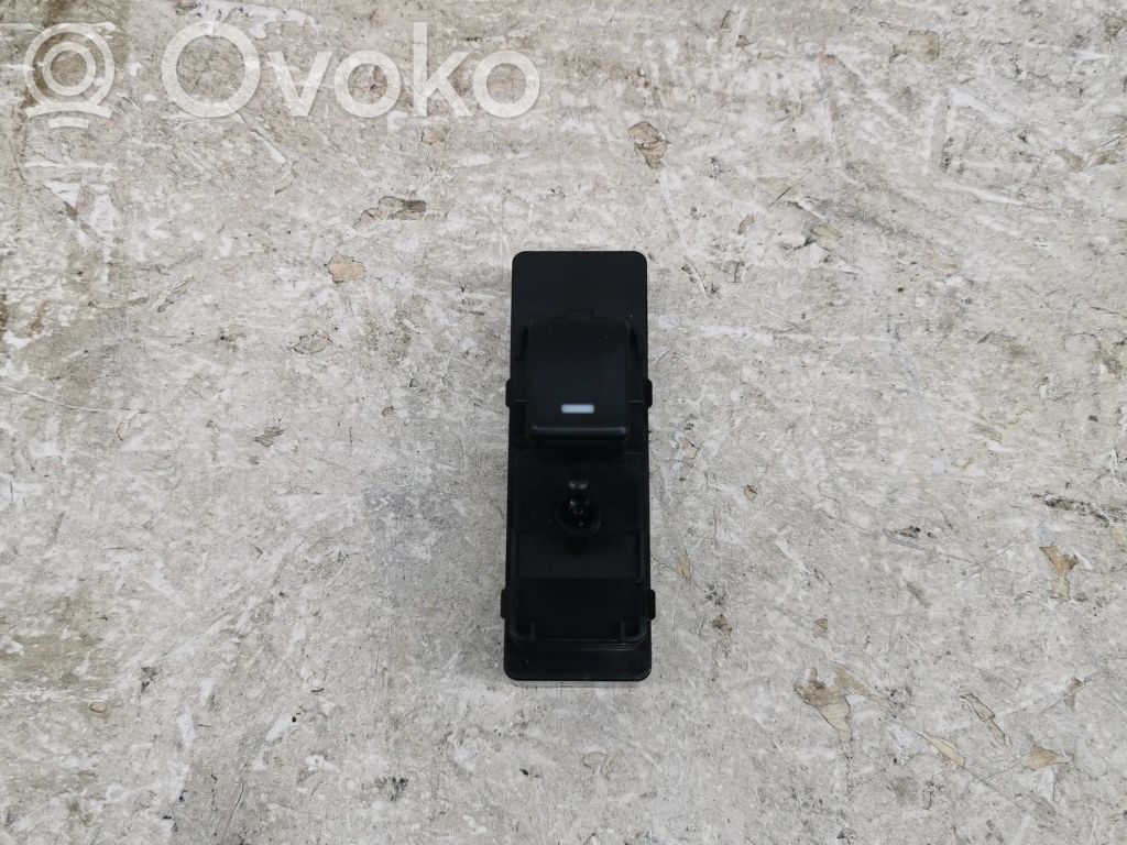 Electric window control switch   5AB00422A01,X3027