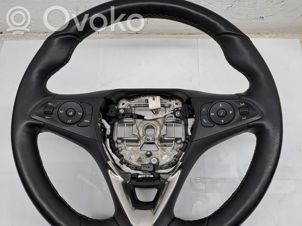 Opel Corsa F Ohjauspyörä 