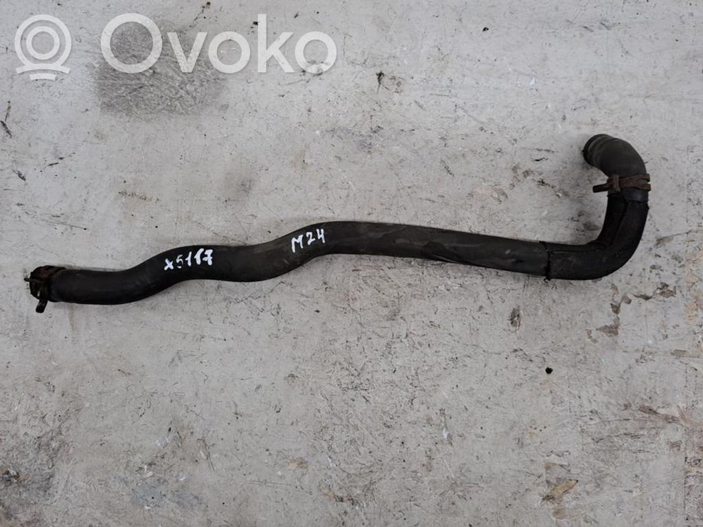 BMW 5 F10 F11 Conductă/furtun lichid de răcire motor 