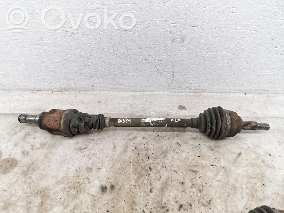 Renault Captur Priekinis pusašis 