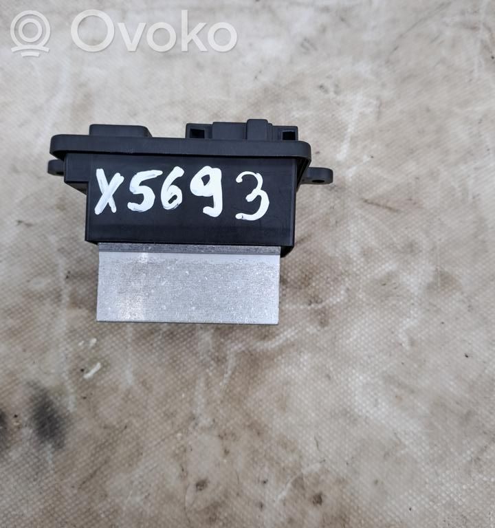 Renault Captur Rezystor / Opornik dmuchawy nawiewu 