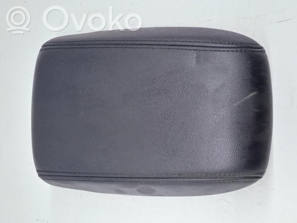 Ford Focus Armrest 