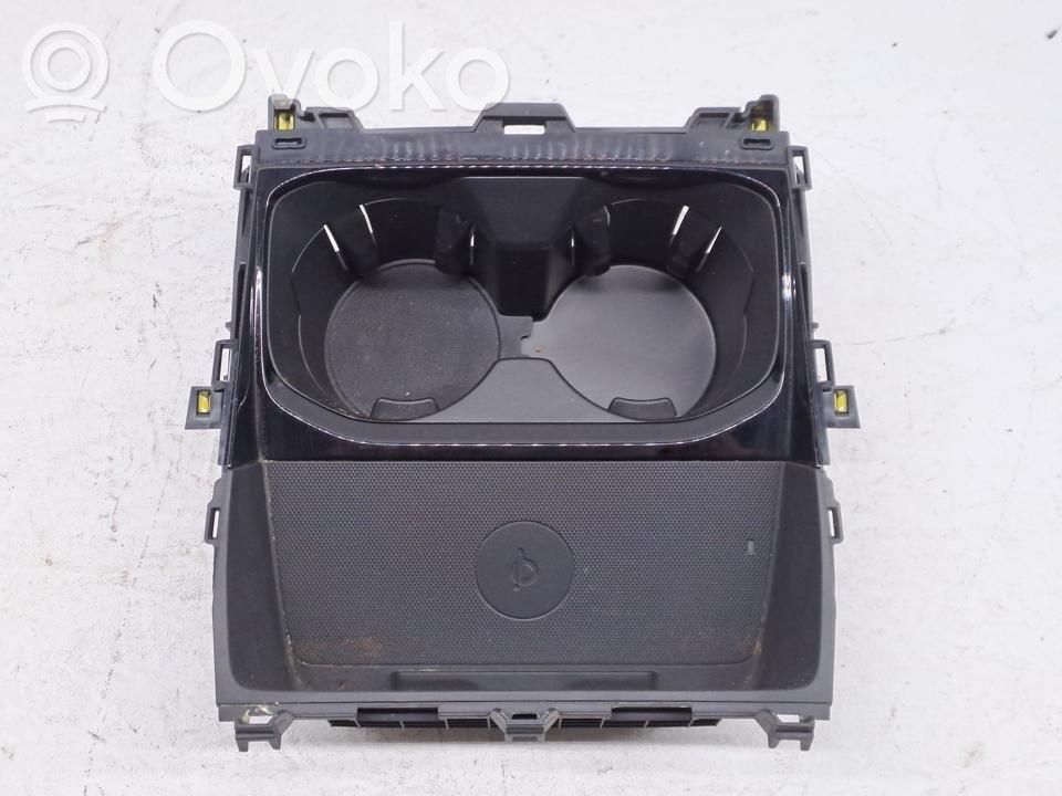 Mazda CX-30 Portabicchiere posteriore 