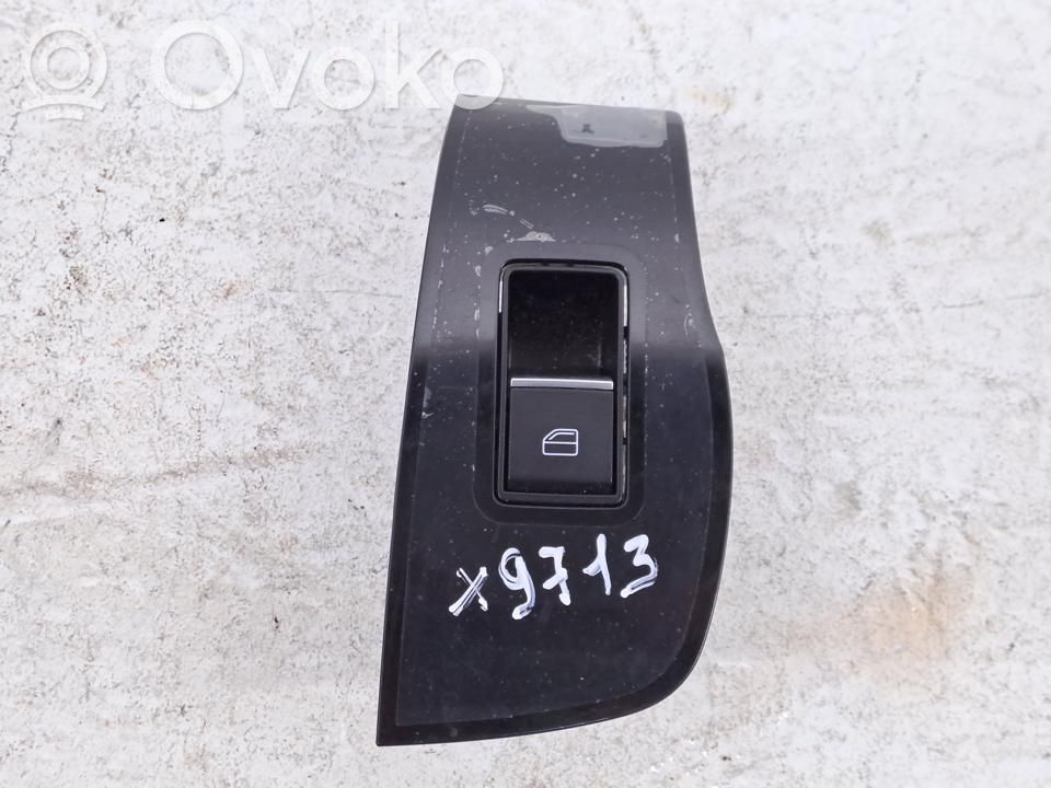 Electric window control switch   BCJH685L6,X9713