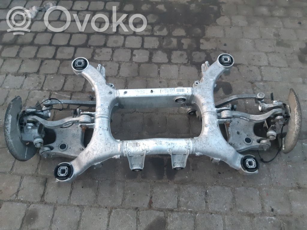 BMW 7 F01 F02 F03 F04 Belka osi tylnej 