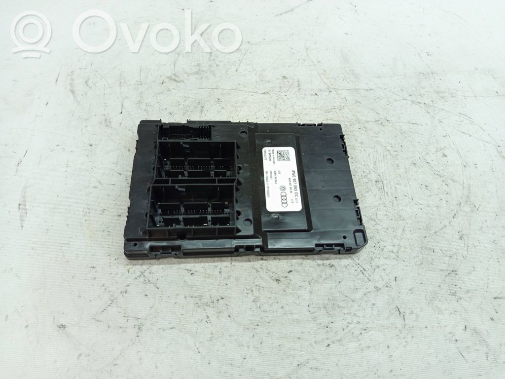 Audi A4 S4 B9 Komforto modulis 