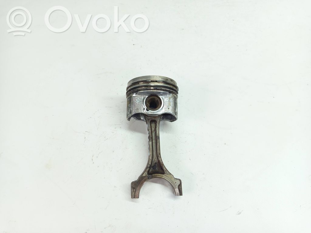 Mazda CX-5 Piston 
