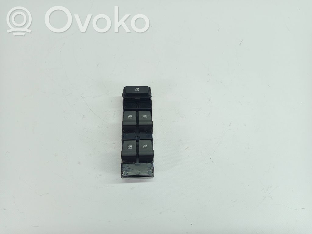 Hyundai i30 Electric window control switch 
