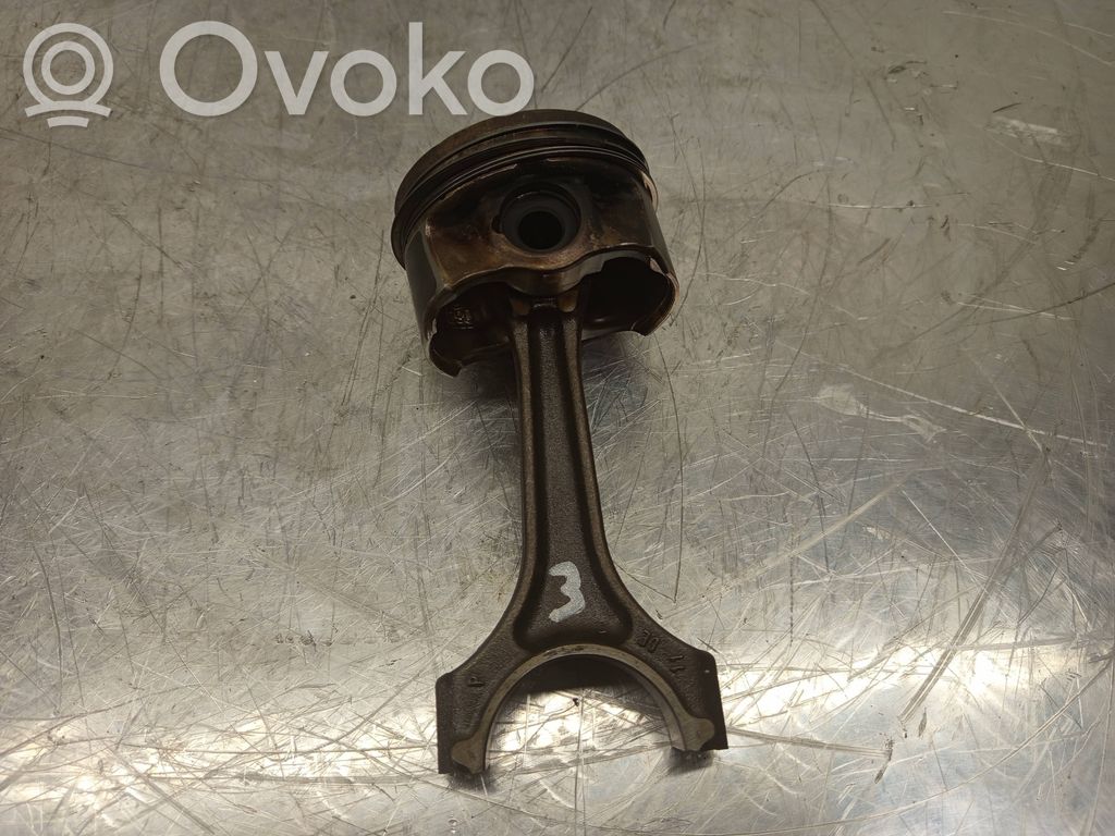 Audi A4 S4 B7 8E 8H Piston with connecting rod 