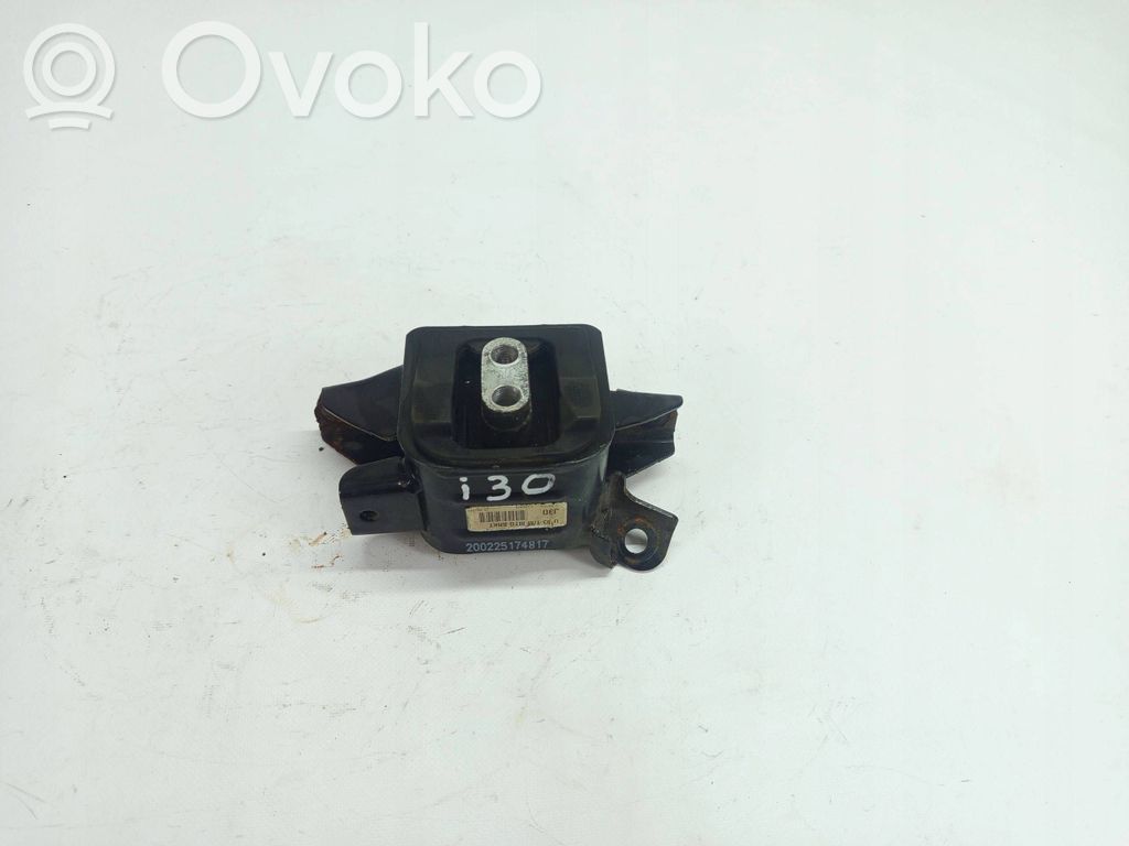 Hyundai i30 Gearbox mounting bracket 