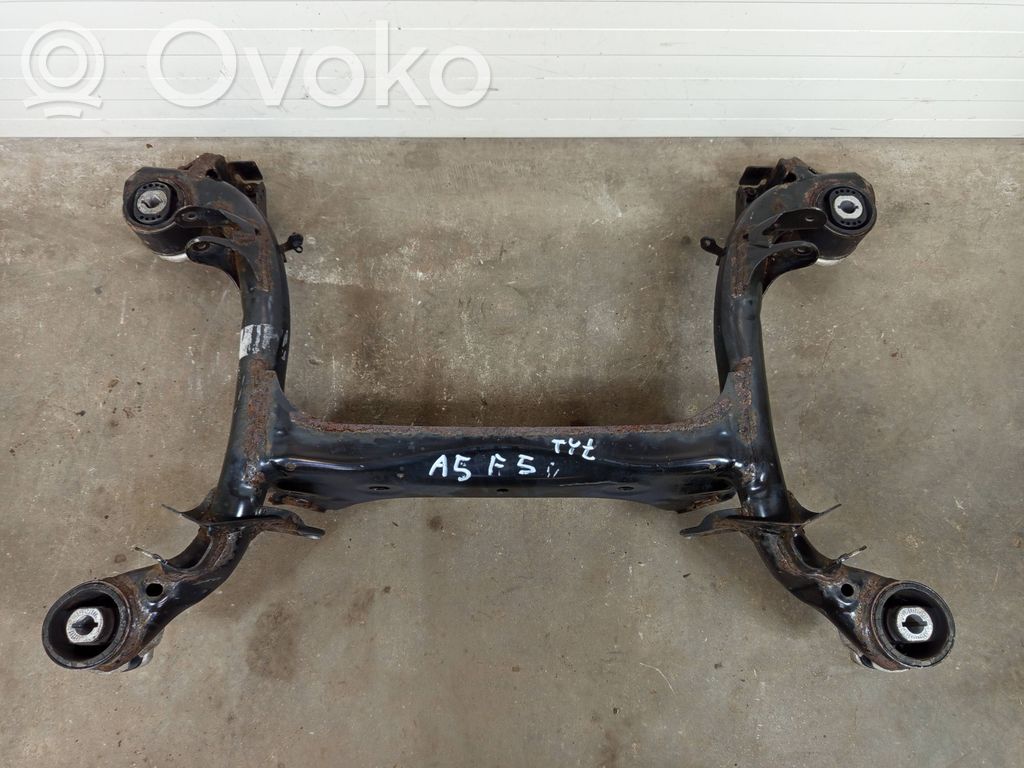 Audi A5 Taka-apurunko 