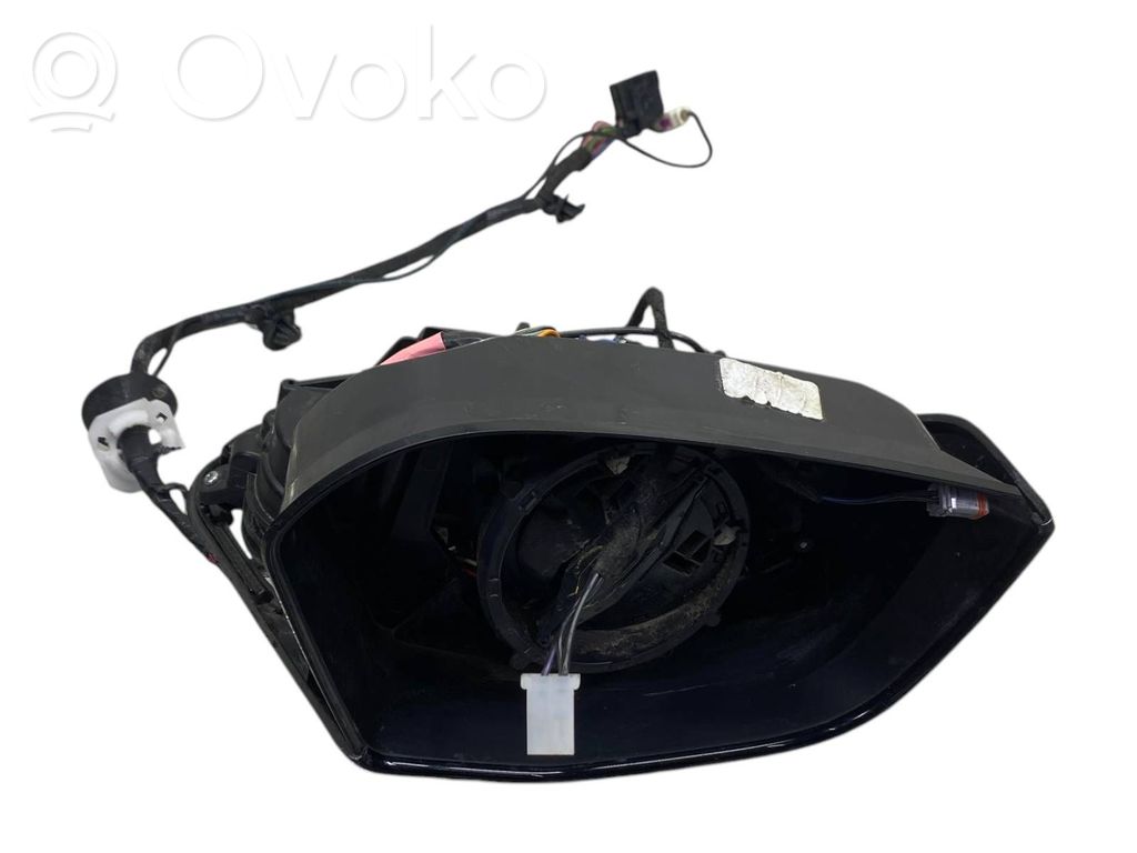 Opel Astra L Element lusterka bocznego drzwi przednich 