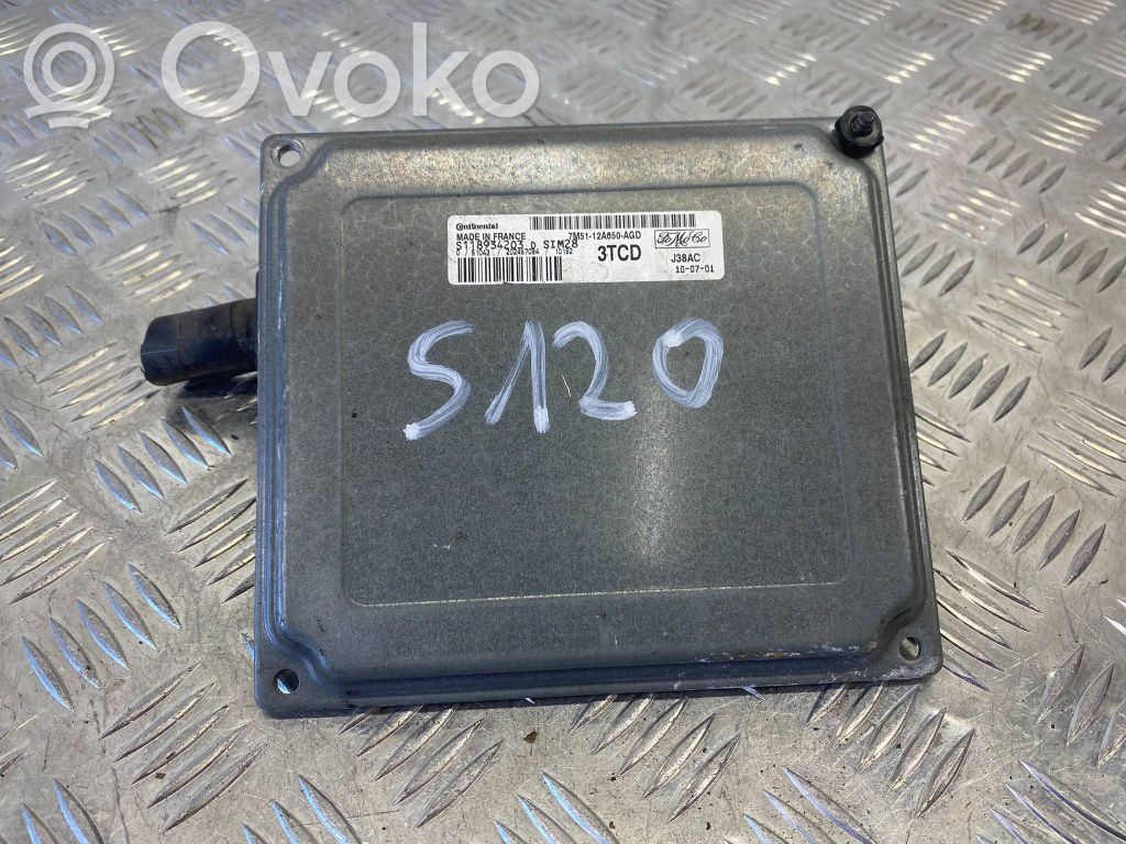 Ford Focus Engine control unit/module 