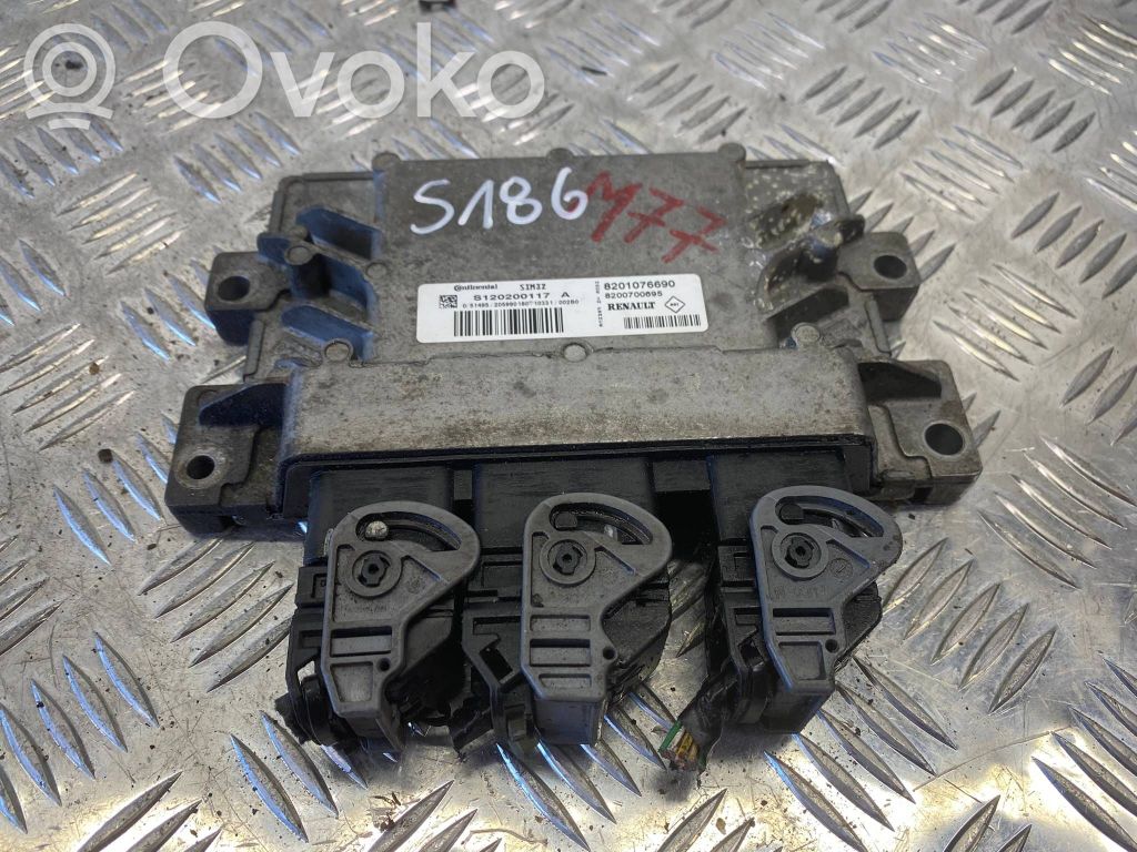 Renault Twingo II Engine control unit/module 