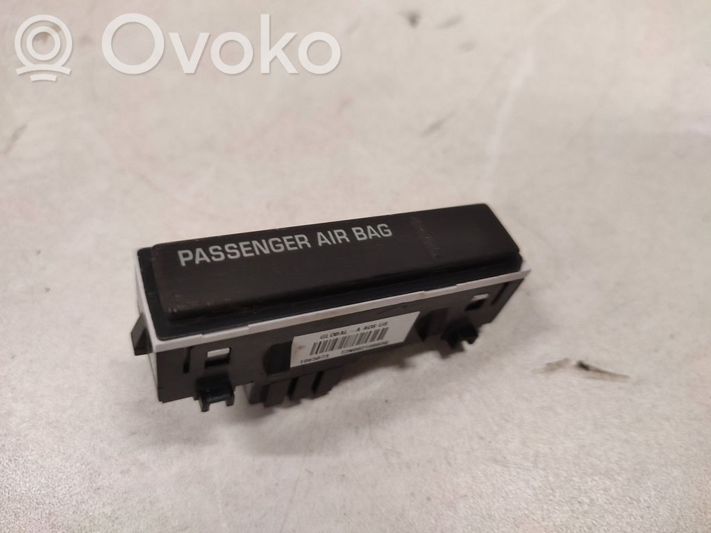 Chevrolet Volt I Przekaźnik ostrzeżenia pasa bezpieczeństwa 
