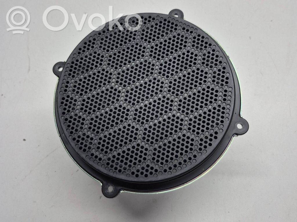 Dodge Challenger Subwoofer 
