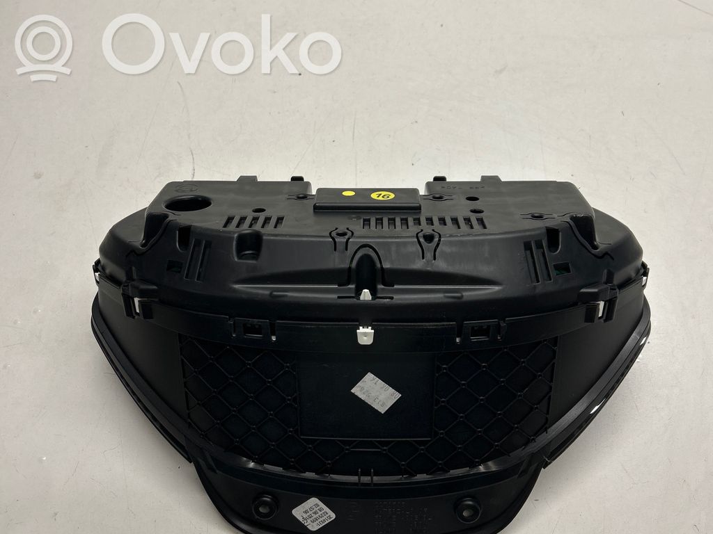 BMW 3 F30 F35 F31 Spidometrs (instrumentu panelī) 