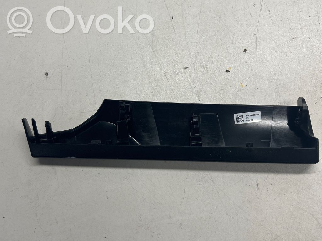 Panel trim   5FB858365A