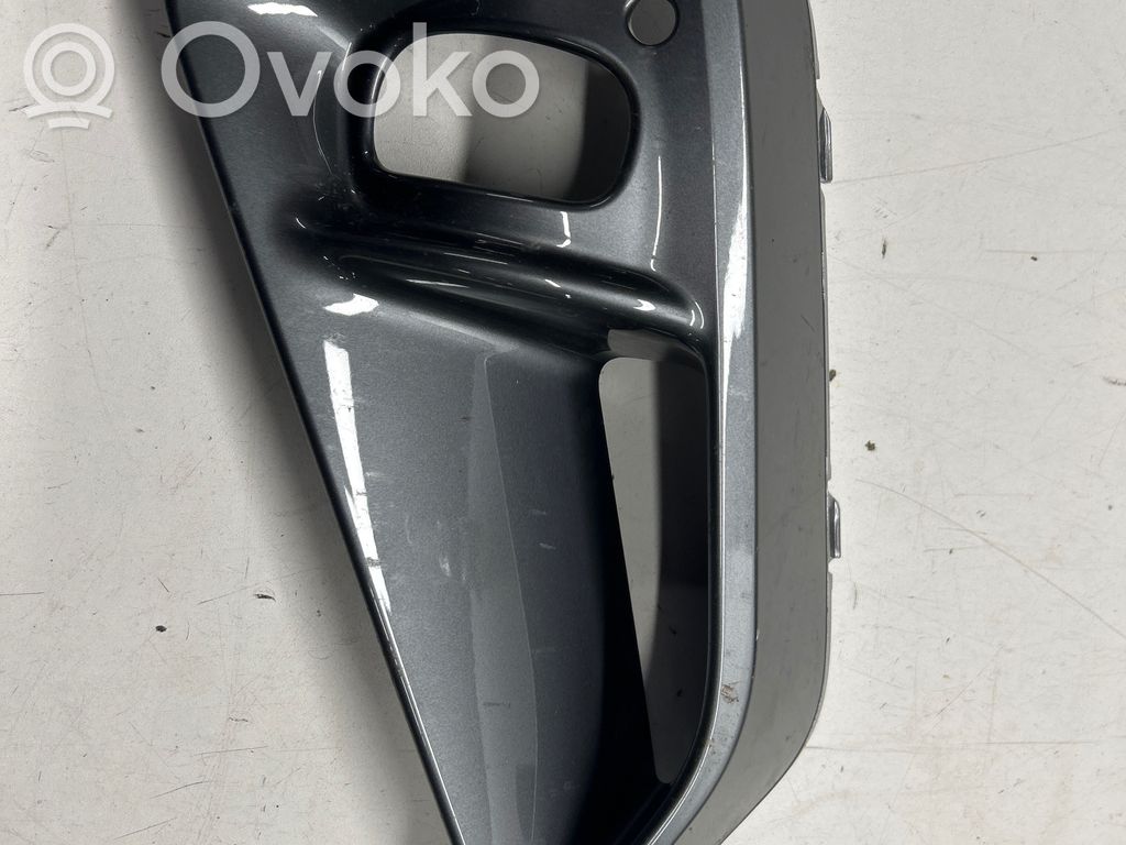 Apakšējā bampera daļa   5FA807575,M2430230