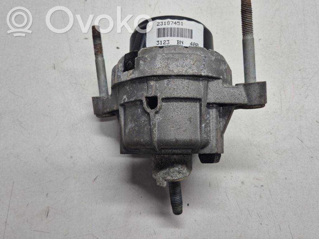 Chevrolet Corvette C7 Engine mount bracket 