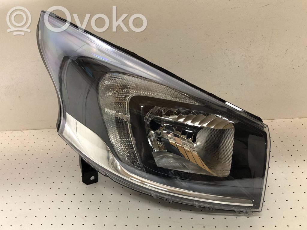 Opel Vivaro Scheinwerfer 