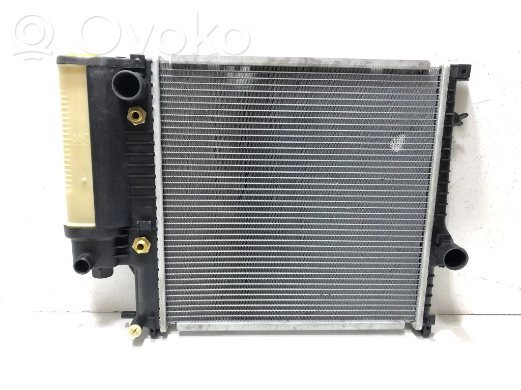 BMW 3 E30 Coolant radiator 