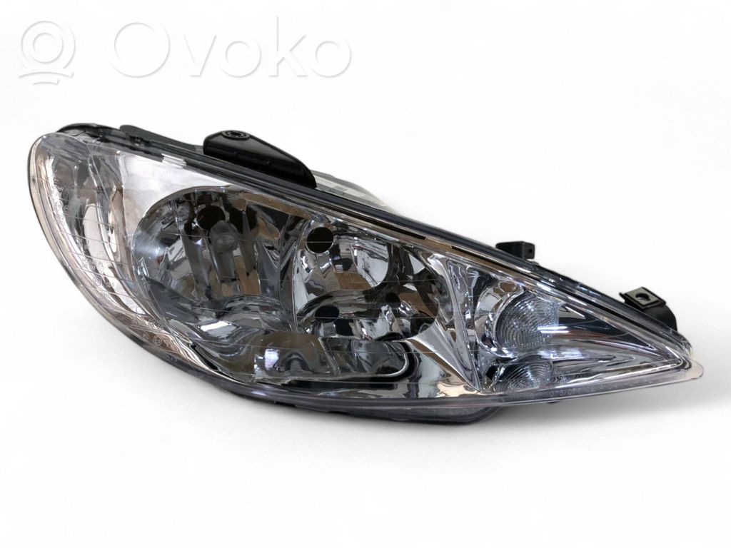 Peugeot 206 Headlight/headlamp 