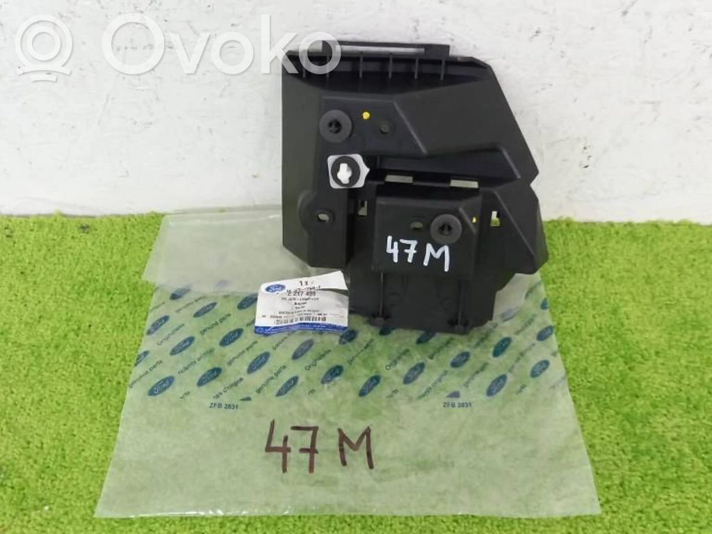 Ford Focus Rear bumper mounting bracket 