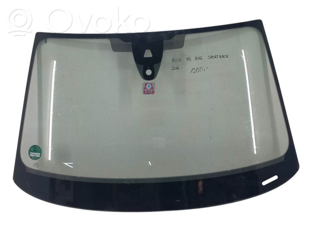 Rear windscreen/windshield window   A58W6