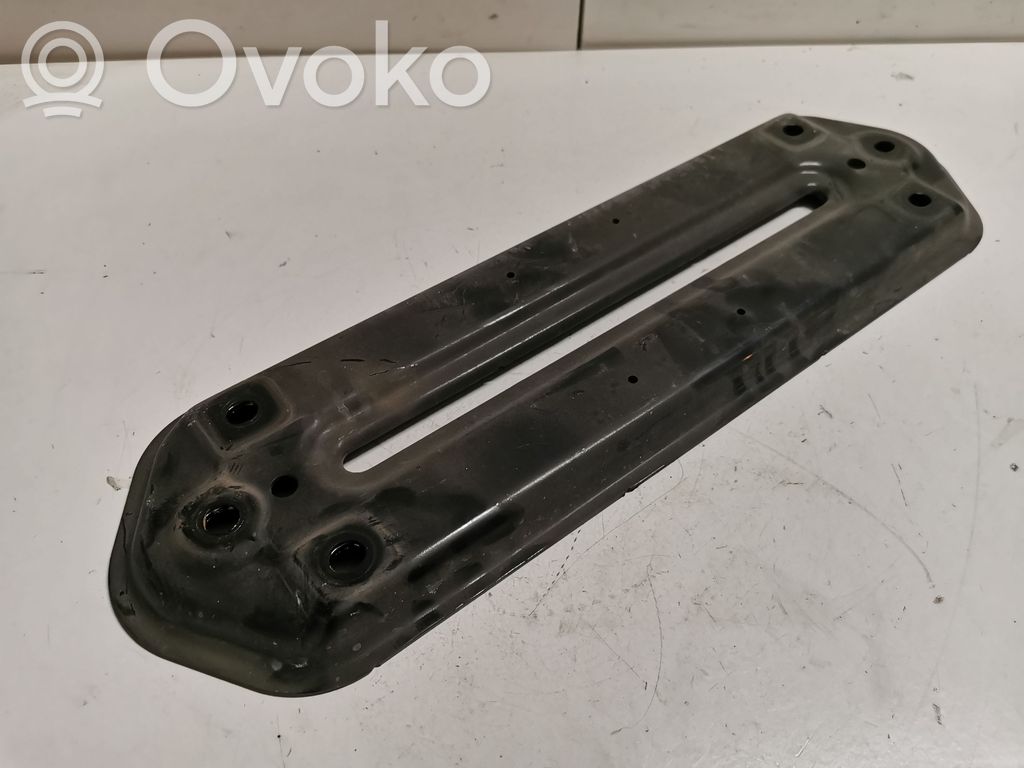 BMW X1 F48 F49 Kita dugno detalė 
