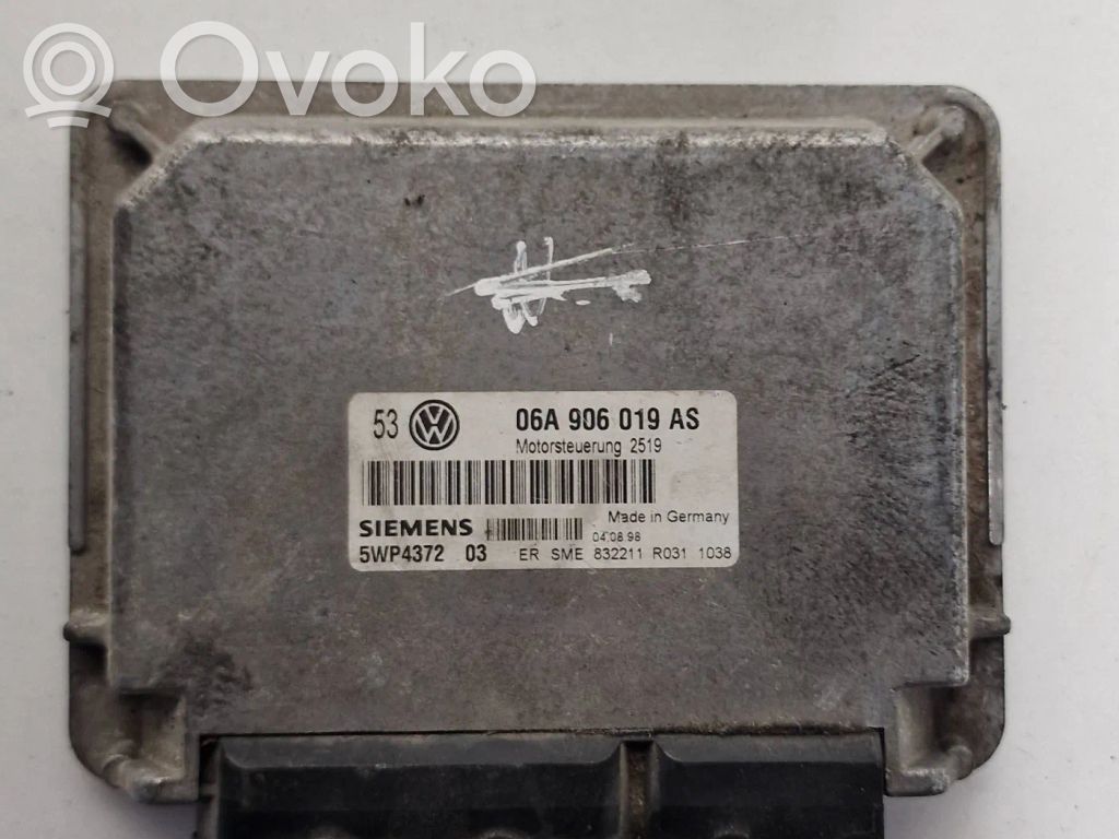Volkswagen Golf IV Engine ECU kit and lock set 