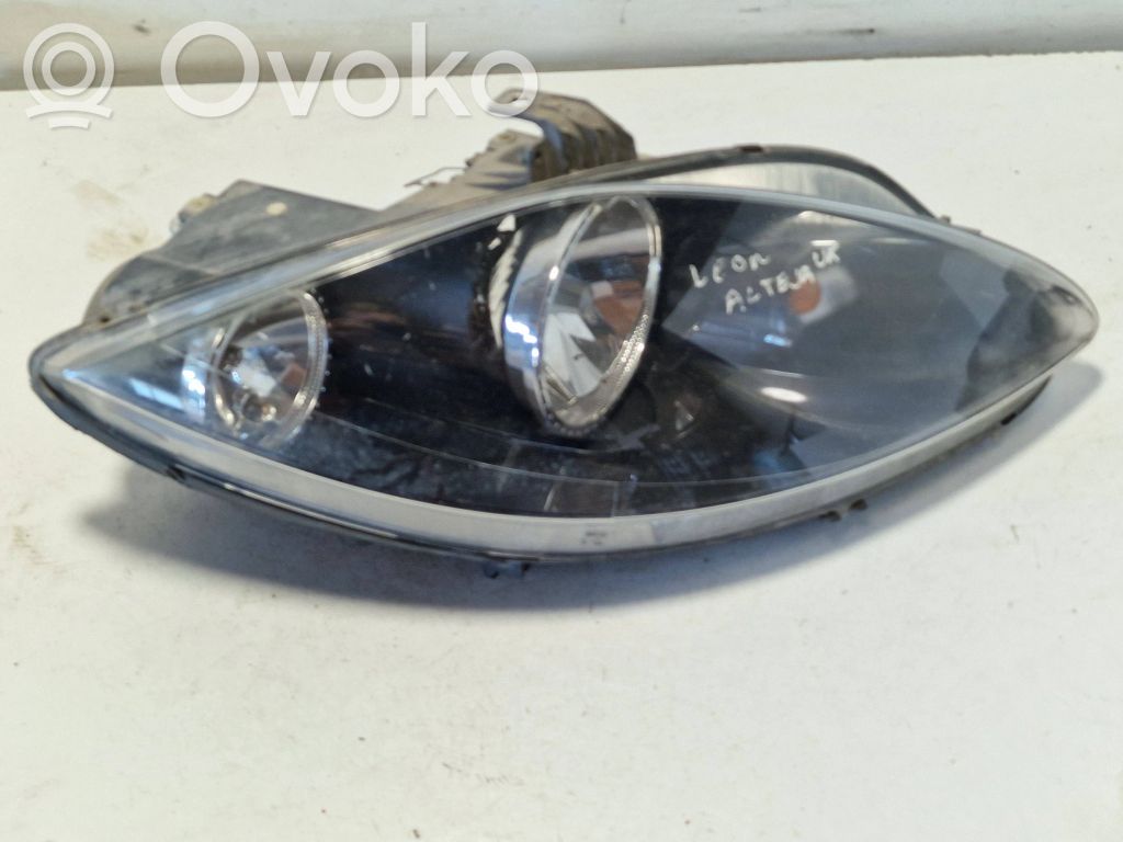 Seat Leon (1P) Headlight/headlamp 