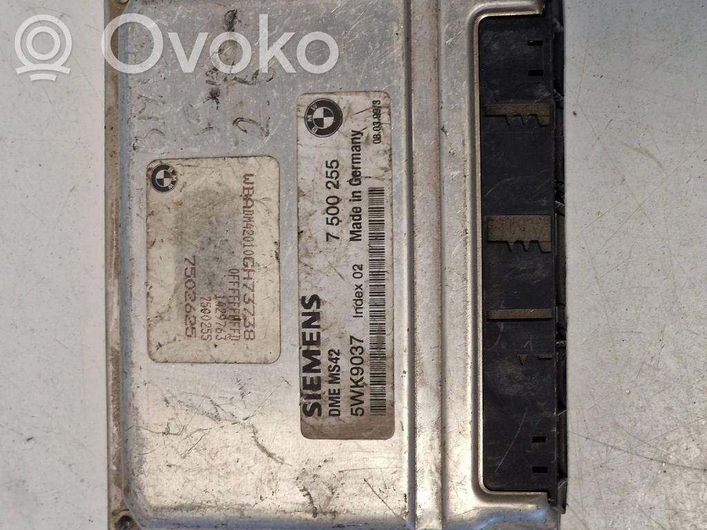BMW 5 E39 Engine control unit/module 